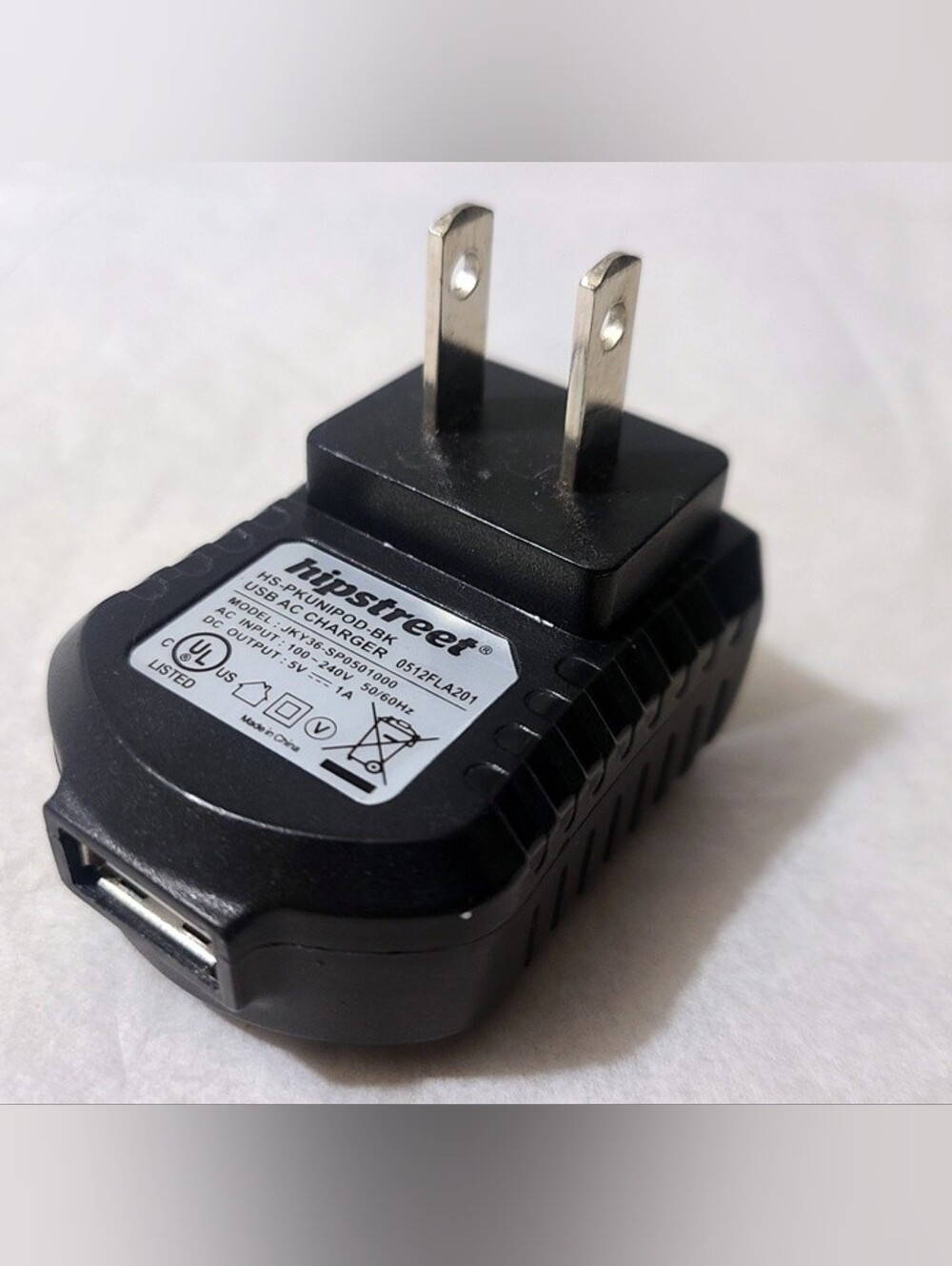 Hipstreet - AC to USB-A Wall Power Travel Adapter Charger (Output 5V-1.0A)